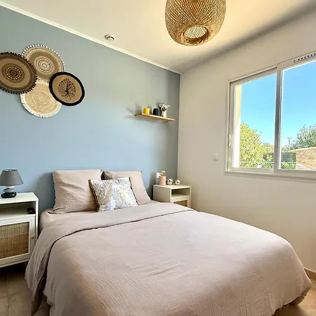 Villa Comfortable With Pool Near Cala Rossa & Pinarello Beaches *